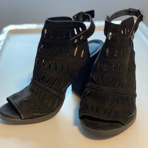 Christian Siriano Heeled Boots size 5